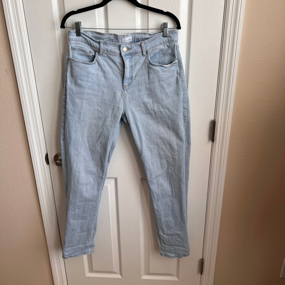 LOFT The‎ Girlfriend Jeans Women's Size 29 Light Wash Denim Casual